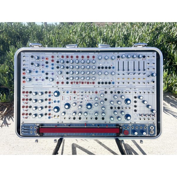 画像1: Buchla Tiptop 200t series with BPNYC ZERO Halliburton Eurorack Modular Travel Case 7U #2 (1)